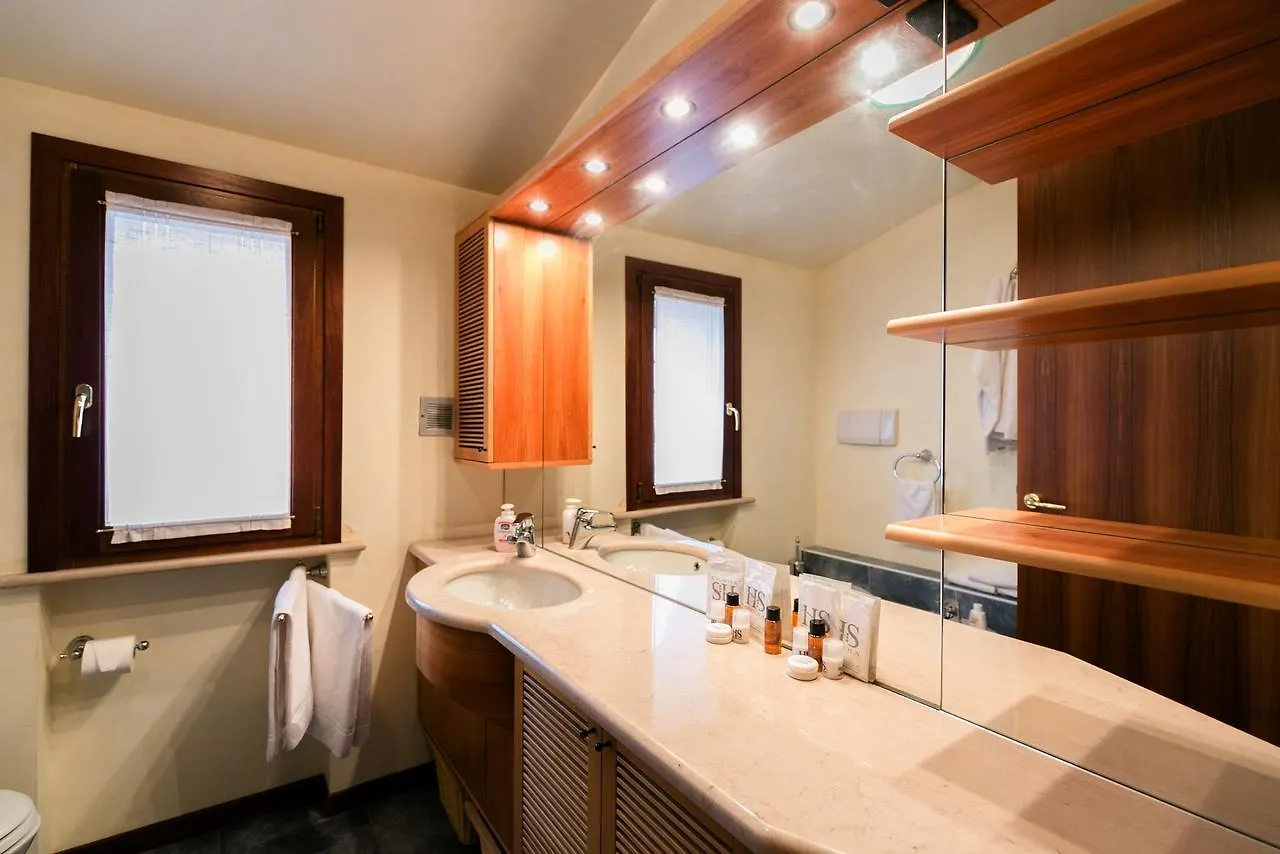 Sirmio Apartments - Primavera Stay Sirmione