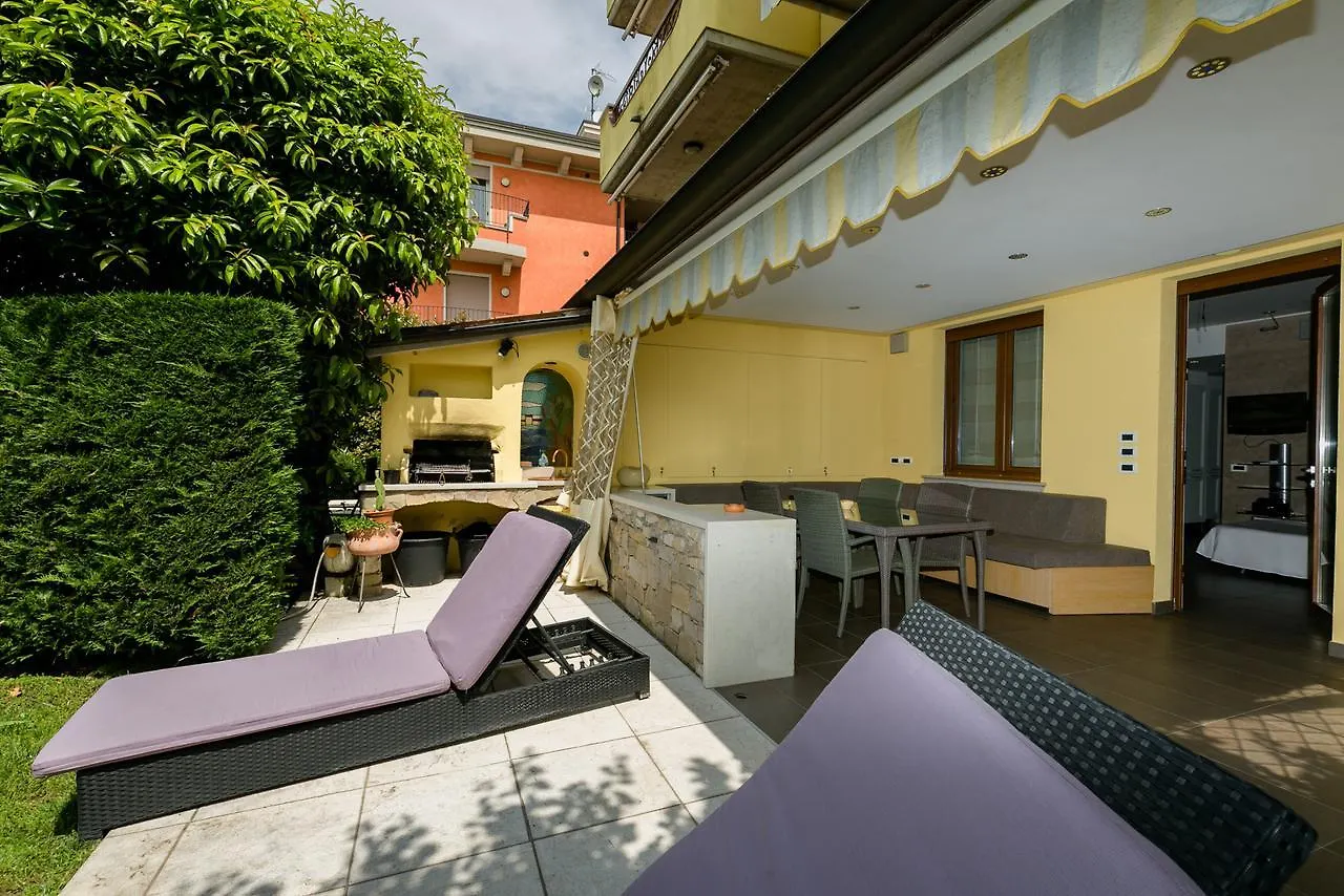 Sirmio Apartments - Primavera Stay Sirmione 0*,