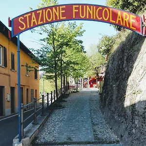 Apartment Via Funicolare, Brunate